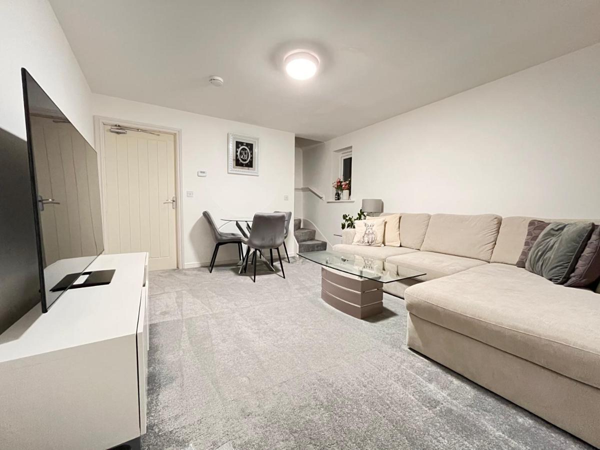 New Ollerton Parkgate Restアパートメント エクステリア 写真