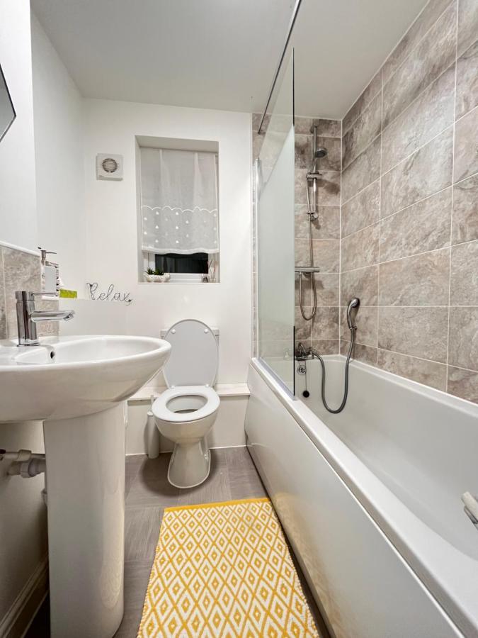 New Ollerton Parkgate Restアパートメント エクステリア 写真